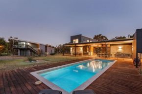 Eagle Rise Plus Studio, Dunsborough